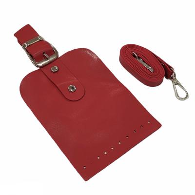 Kırmızı Kapaklı Askılı Telefon Çanta Kiti