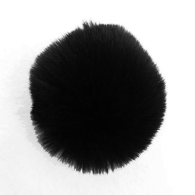 Siyah Şapka Ponponu
